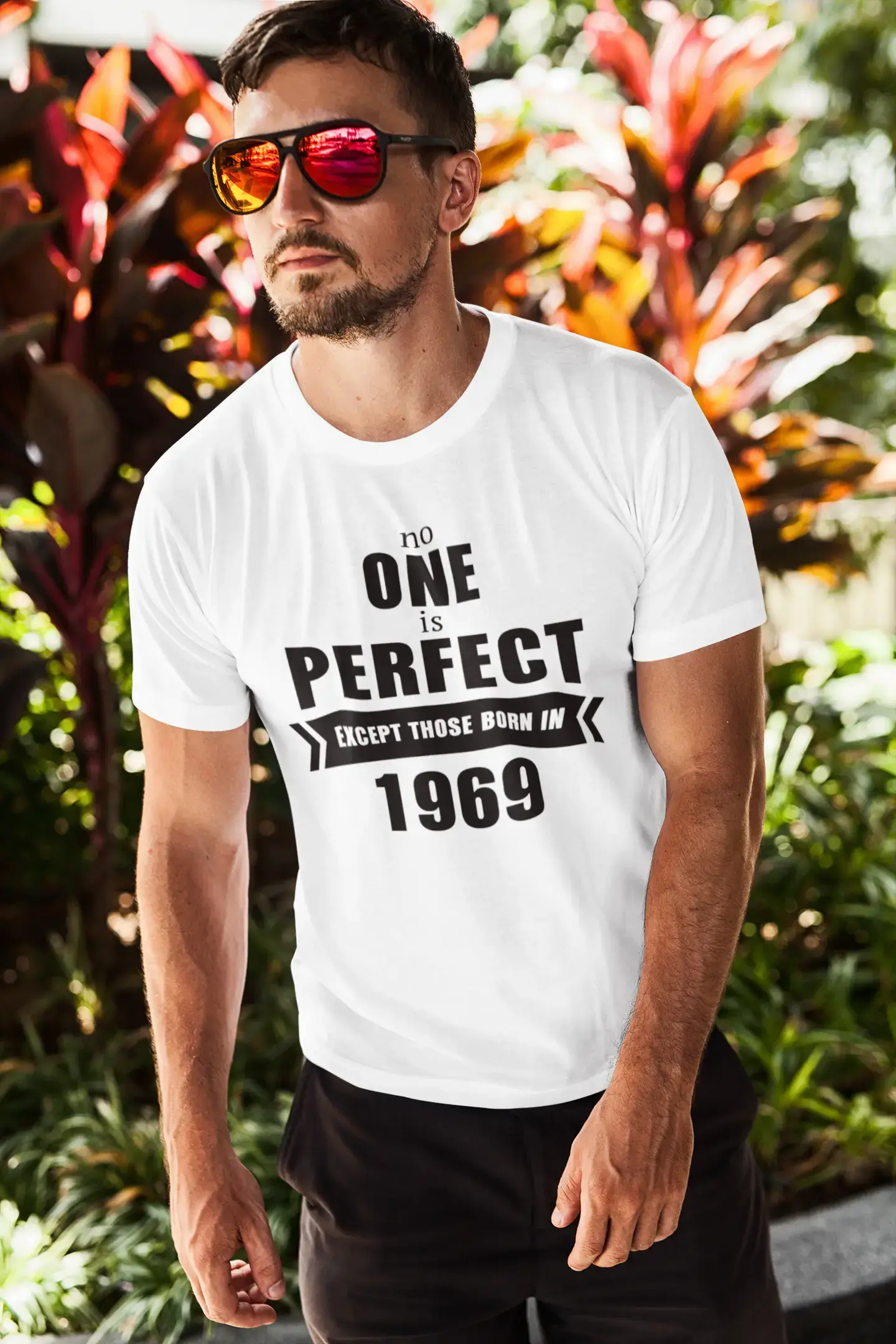 Homme Tee Vintage T Shirt 1969, No One is Perfect