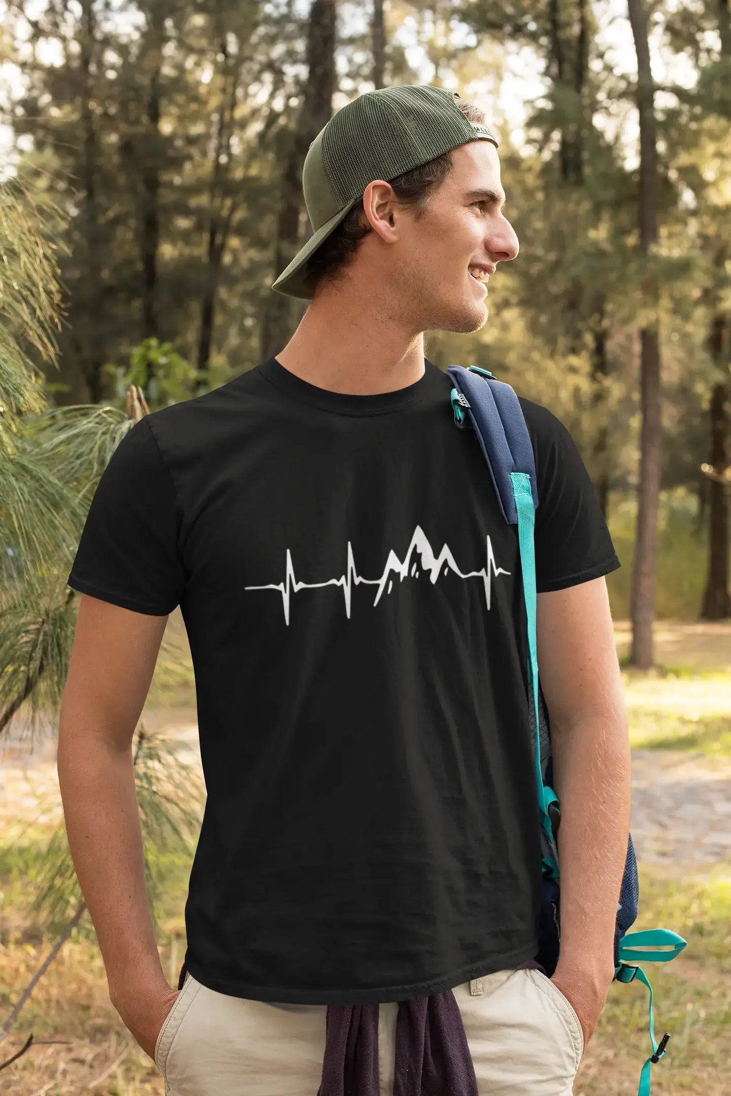 ULTRABASIC - Graphic Printed Men's Mountain Heartbeat T-Shirt Burgundy